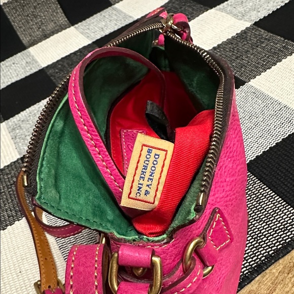 Dooney & Bourke great shape mini Florentine hot pink smooth pebbled leather bag - Picture 12 of 14